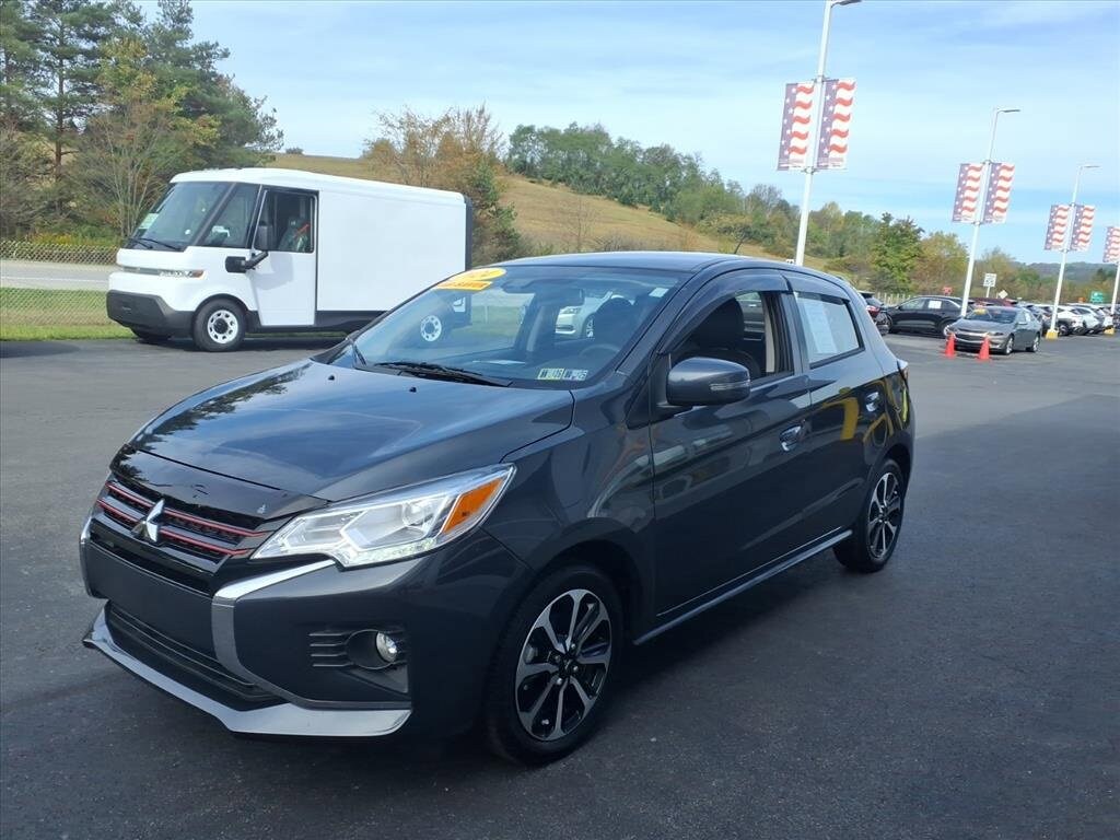 2024 Mitsubishi Mirage Black Edition photo 3