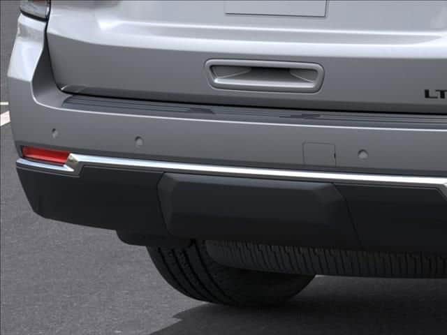 2026 Chevrolet Suburban LT - Photo 14