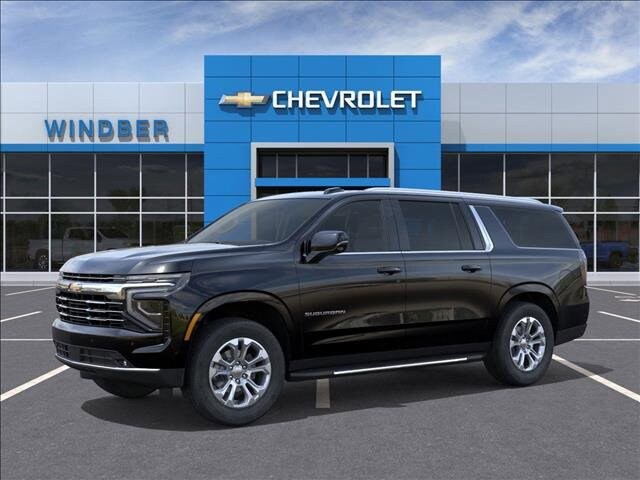 2026 Chevrolet Suburban LT photo 2