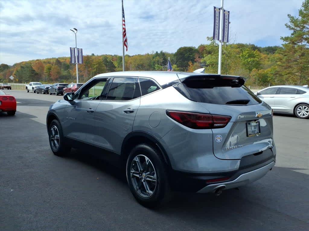 2025 Chevrolet Blazer 2LT photo 4
