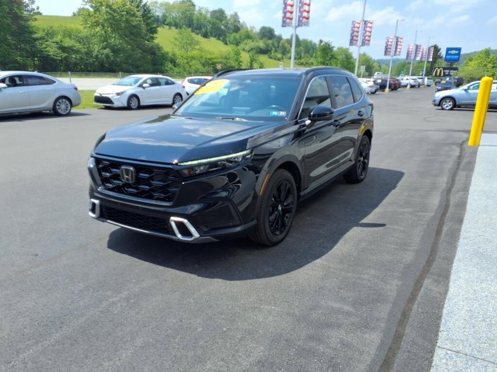 2023 Honda CR-V Hybrid Sport Touring photo 3