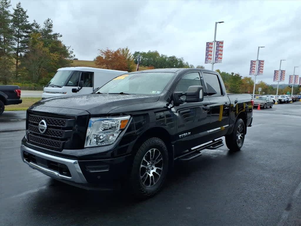 Used 2022 Nissan Titan SV