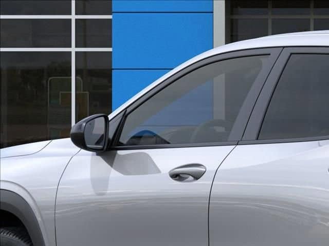 2026 Chevrolet Trax RS - Photo 12