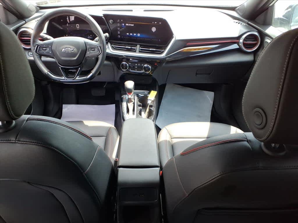 2025 Chevrolet Trax RS - Photo 19