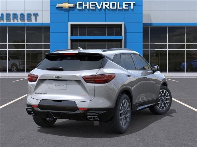 2025 Chevrolet Blazer RS photo 2