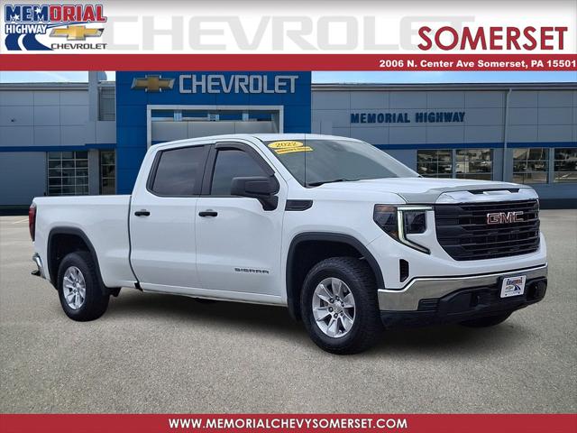 2022 GMC Sierra Base 4WD Crew Cab Standard Box's photo
