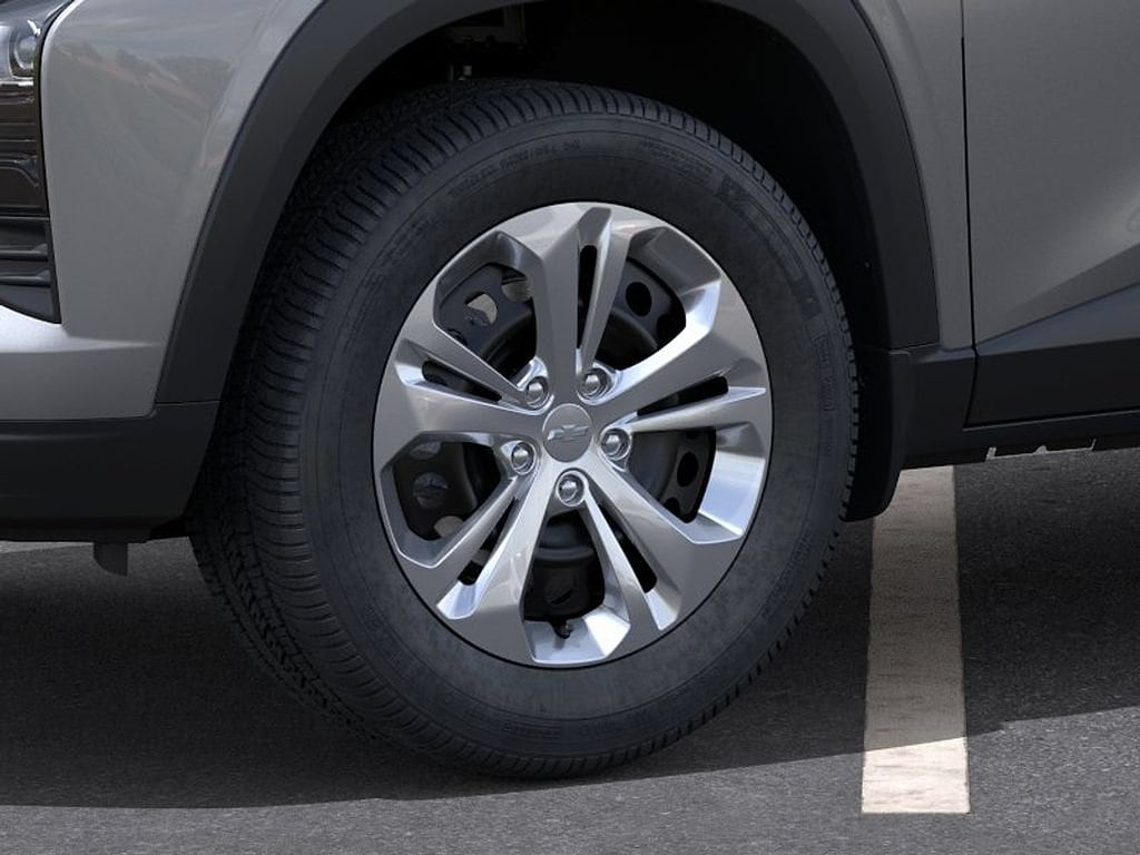 2026 Chevrolet Trax LS - Photo 10