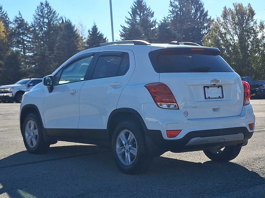 2022 Chevrolet Trax LT photo 4