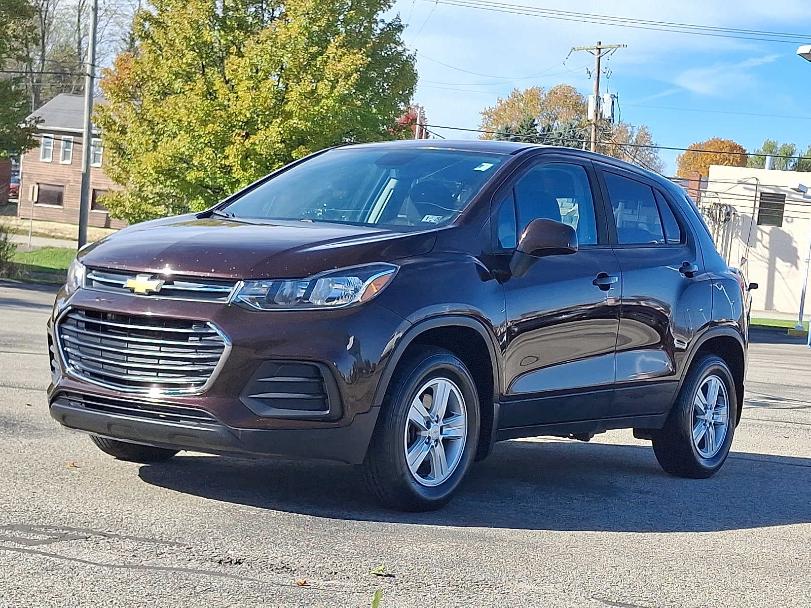 Used 2021 Chevrolet Trax LS with VIN KL7CJNSB7MB318050 for sale in Somerset, PA