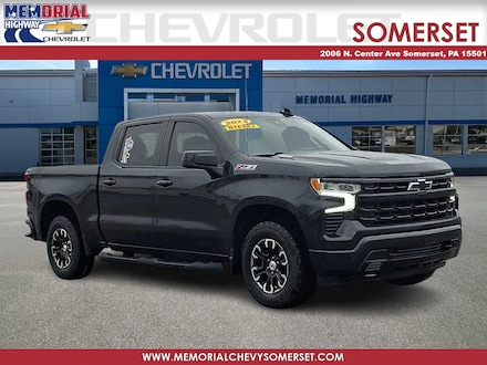 2022 Chevrolet Silverado 1500 RST Truck
