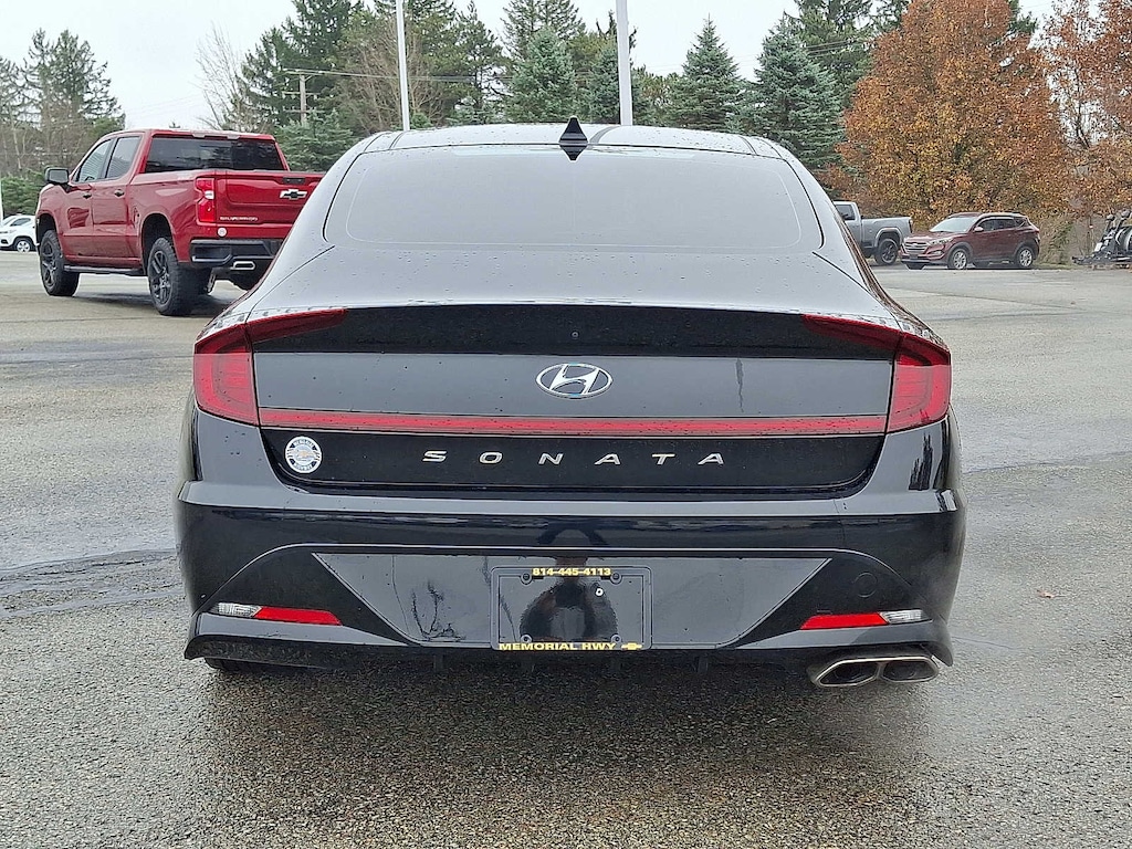 2022 Hyundai Sonata SEL photo 3