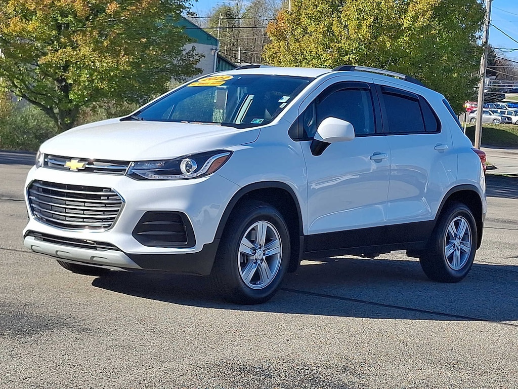 2022 Chevrolet Trax LT photo 3