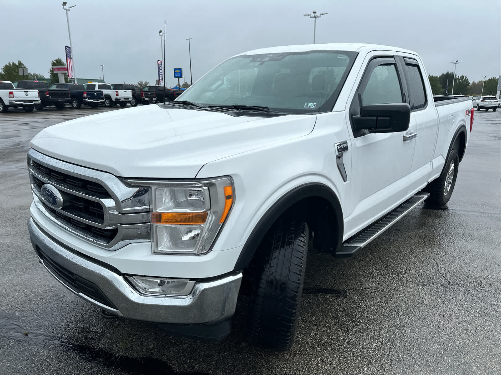 2022 Ford F-150 XLT photo 3