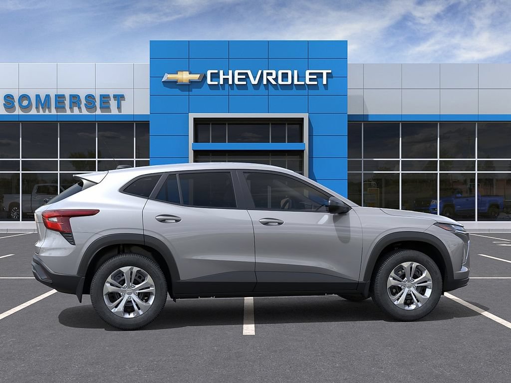2026 Chevrolet Trax LS - Photo 6