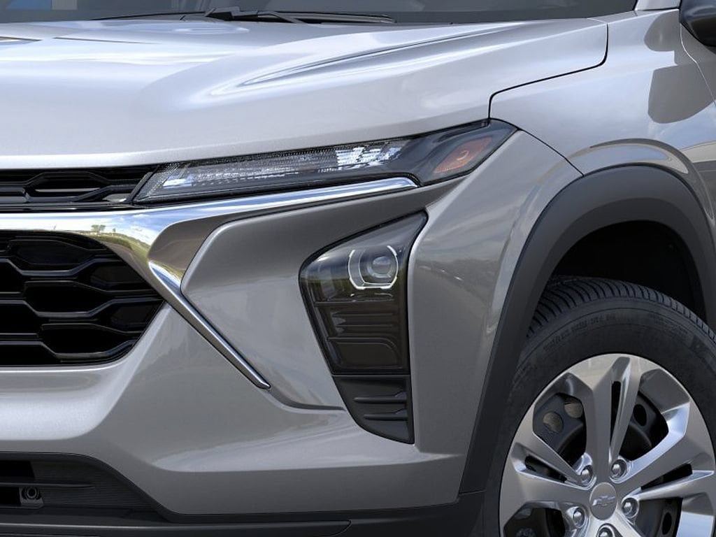 2026 Chevrolet Trax LS - Photo 11