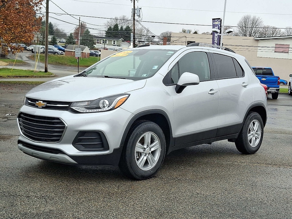 2022 Chevrolet Trax LT photo 3
