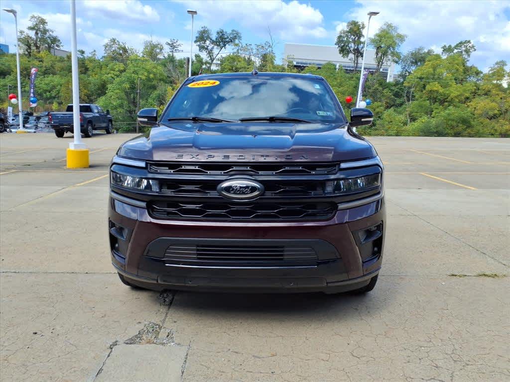 2024 Ford Expedition Limited photo 3