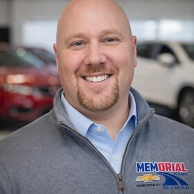 Staff member Andrew Carpenter from ID_ab1d37