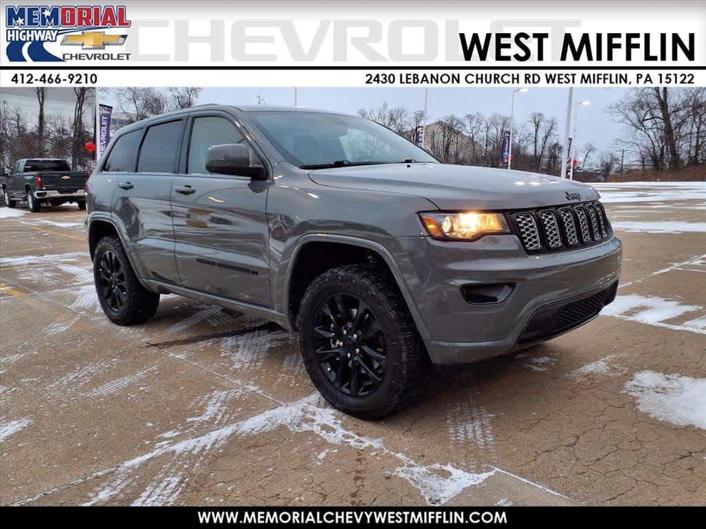 2022 Jeep Grand Cherokee WK Laredo X's photo