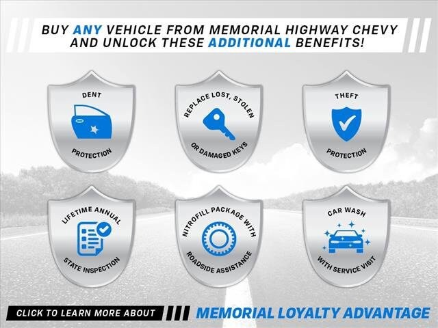 2024 Chevrolet Silverado 1500 LT photo 2