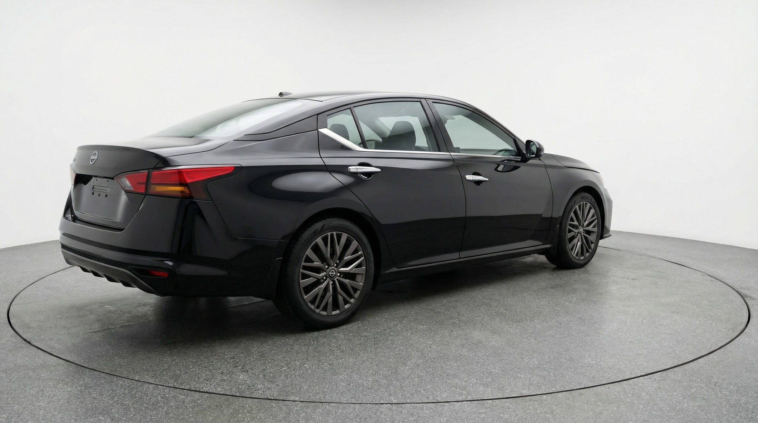 Thumbnail: 2025 Nissan Altima - 7