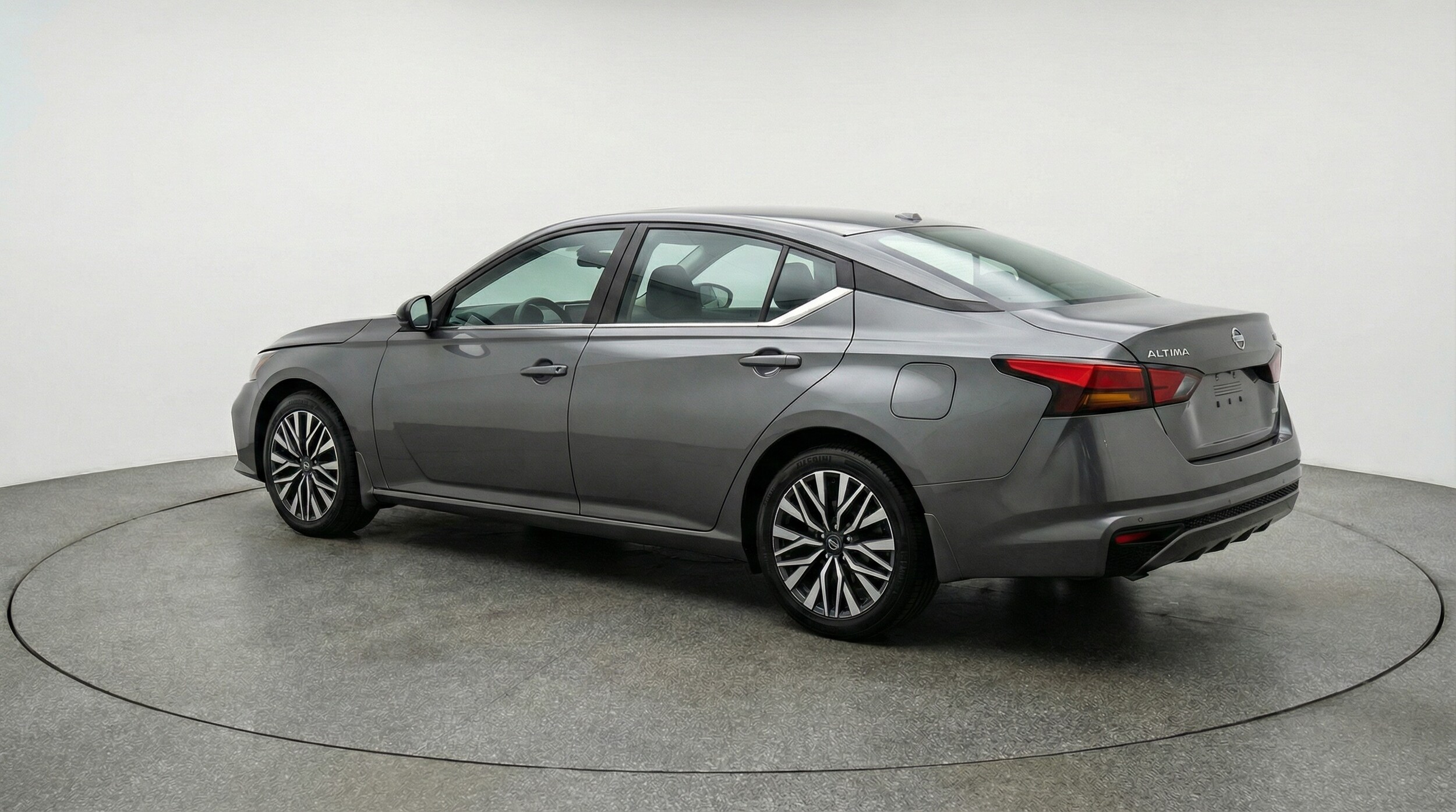 Thumbnail: 2025 Nissan Altima - 5