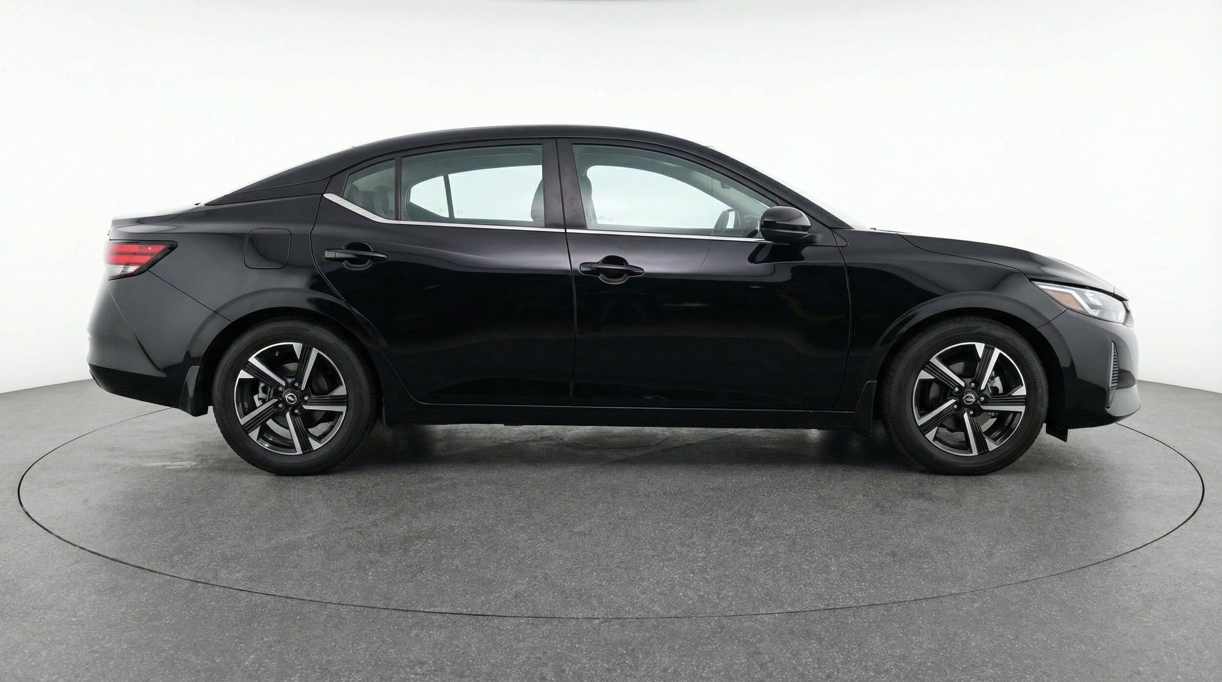 Thumbnail: 2025 Nissan Sentra - 11
