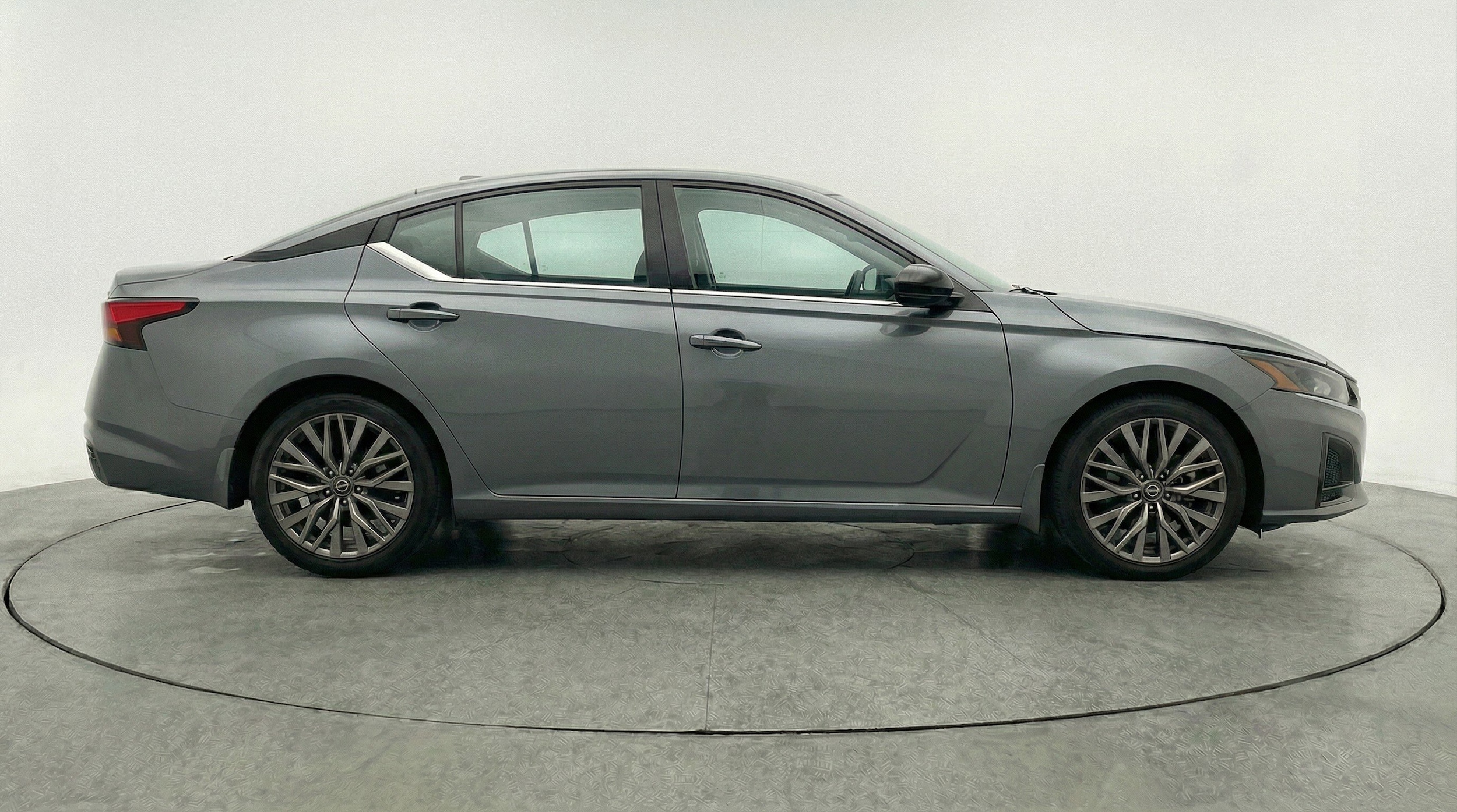 Thumbnail: 2025 Nissan Altima - 11