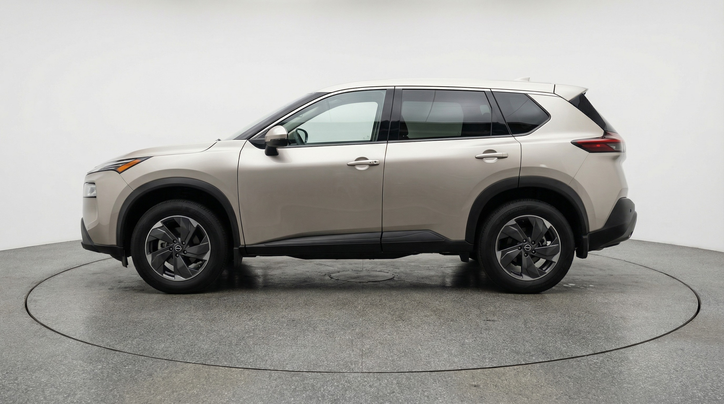 Thumbnail: 2025 Nissan Rogue - 4