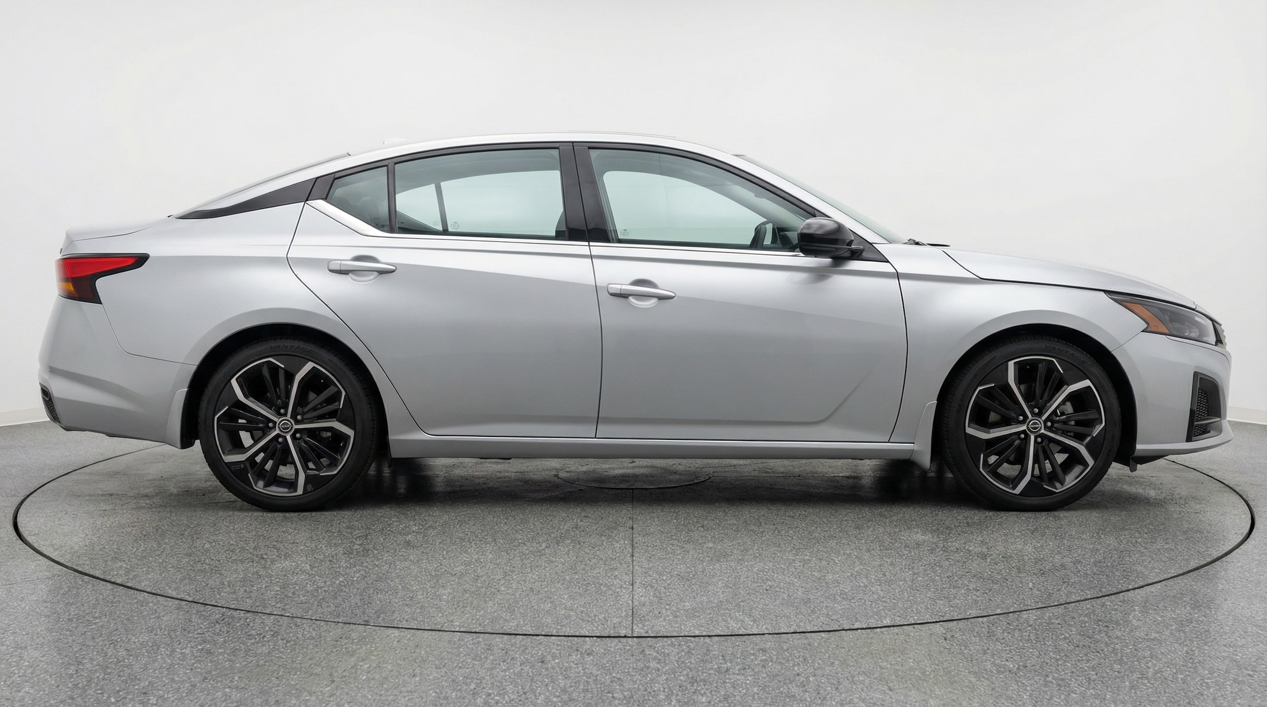 Thumbnail: 2025 Nissan Altima - 8