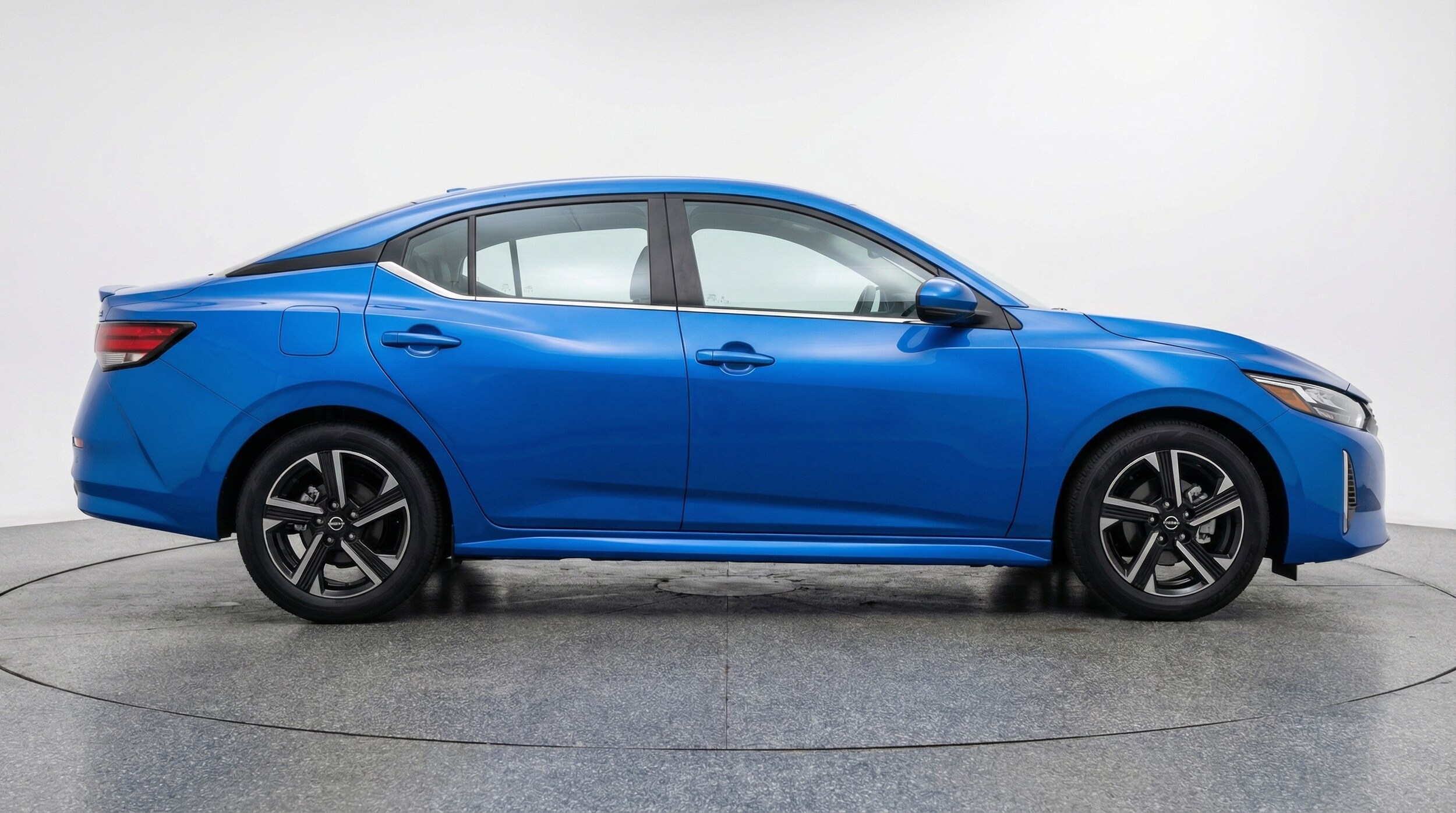 Thumbnail: 2025 Nissan Sentra - 8