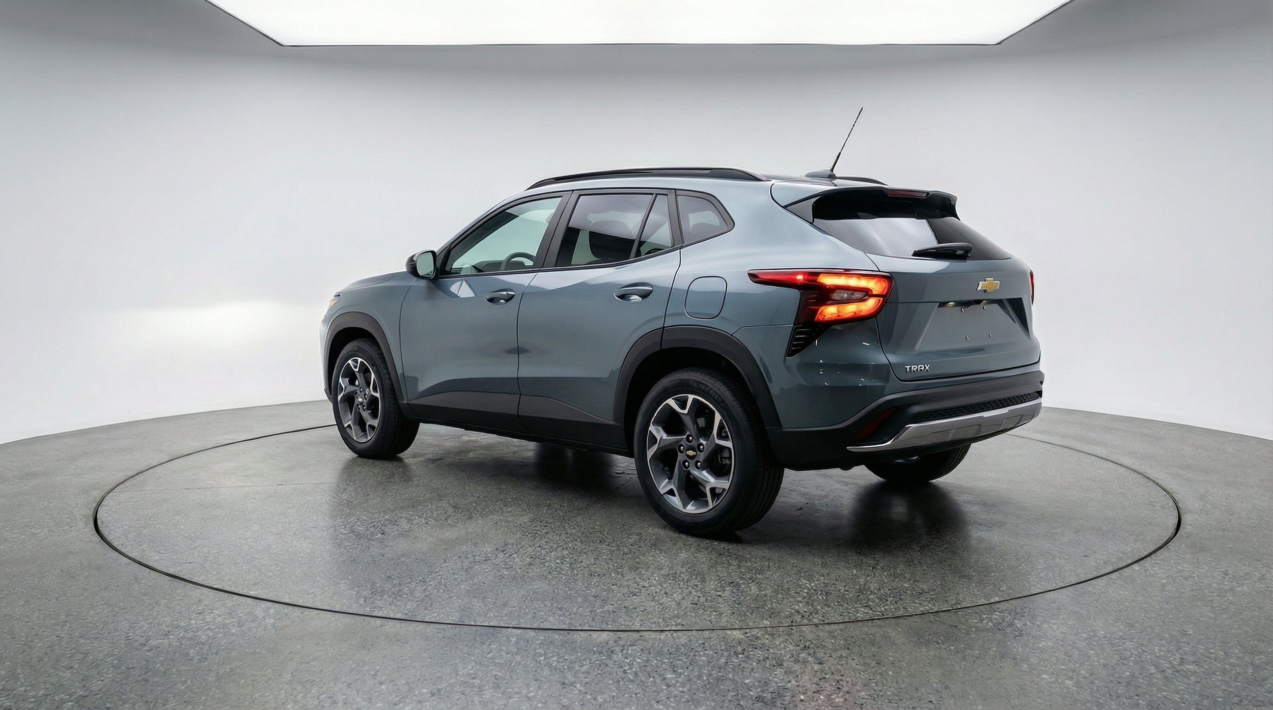 Thumbnail: 2025 Chevrolet Trax - 6