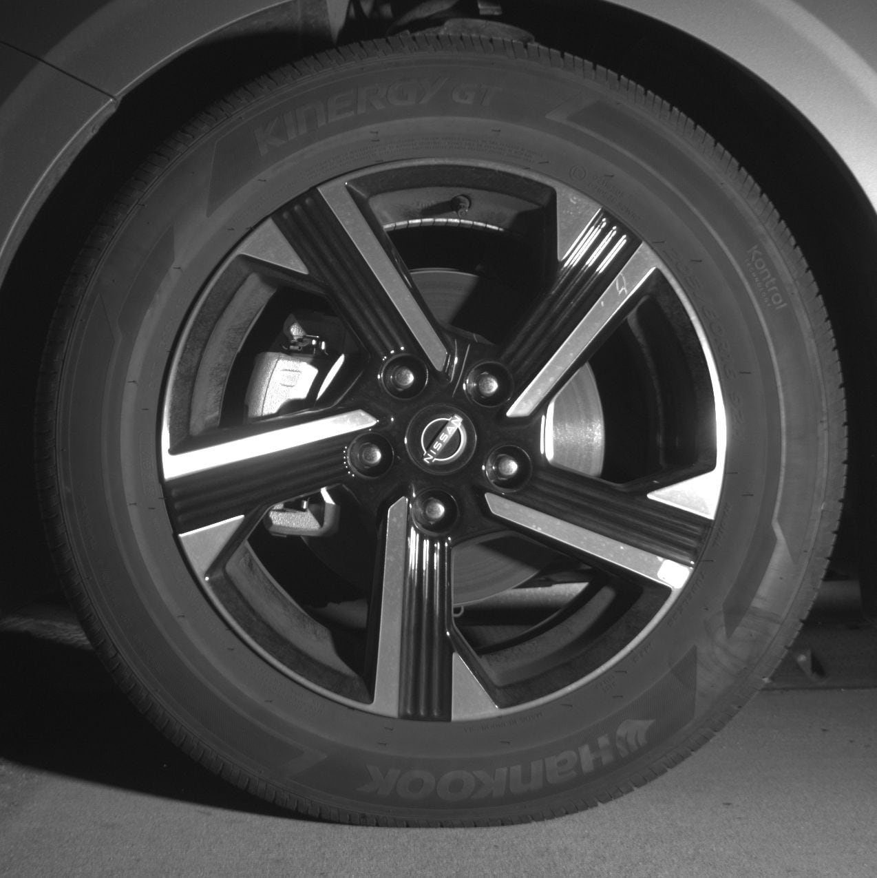 Thumbnail: 2025 Nissan Sentra - 9