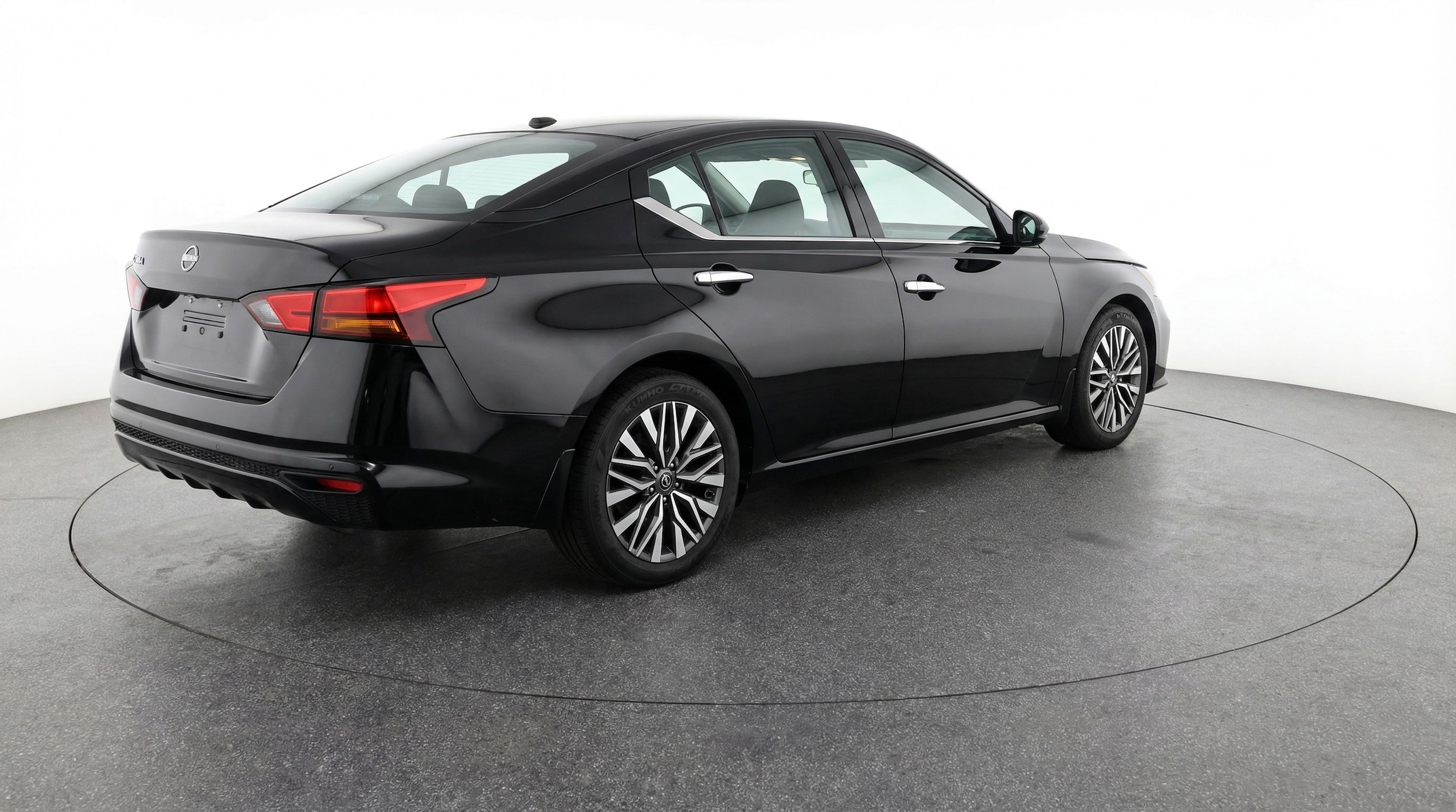 Thumbnail: 2025 Nissan Altima - 7