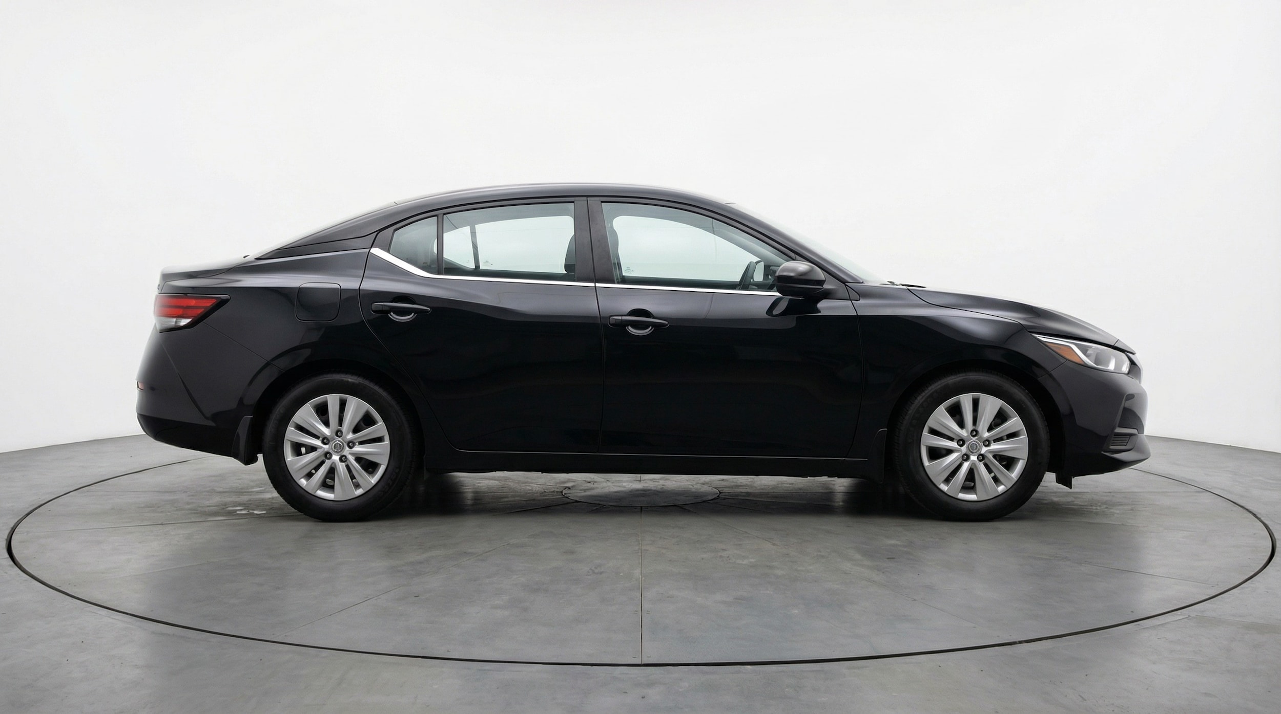 Thumbnail: 2025 Nissan Sentra - 8
