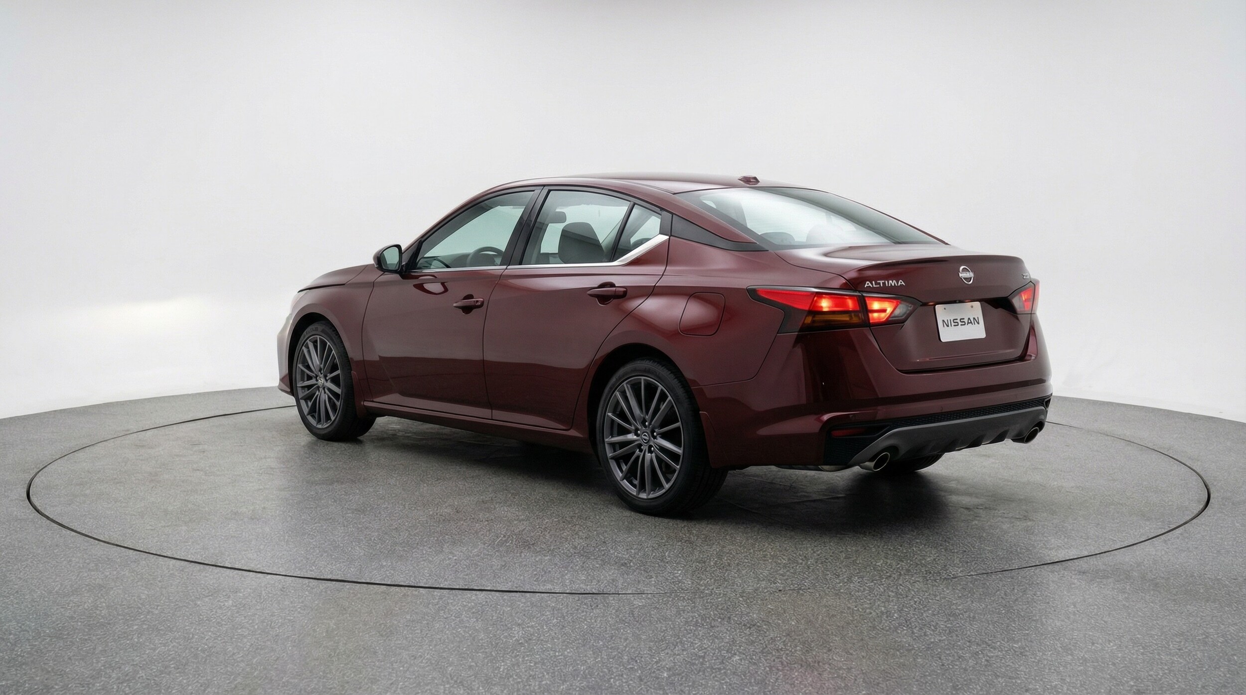 Thumbnail: 2025 Nissan Altima - 5