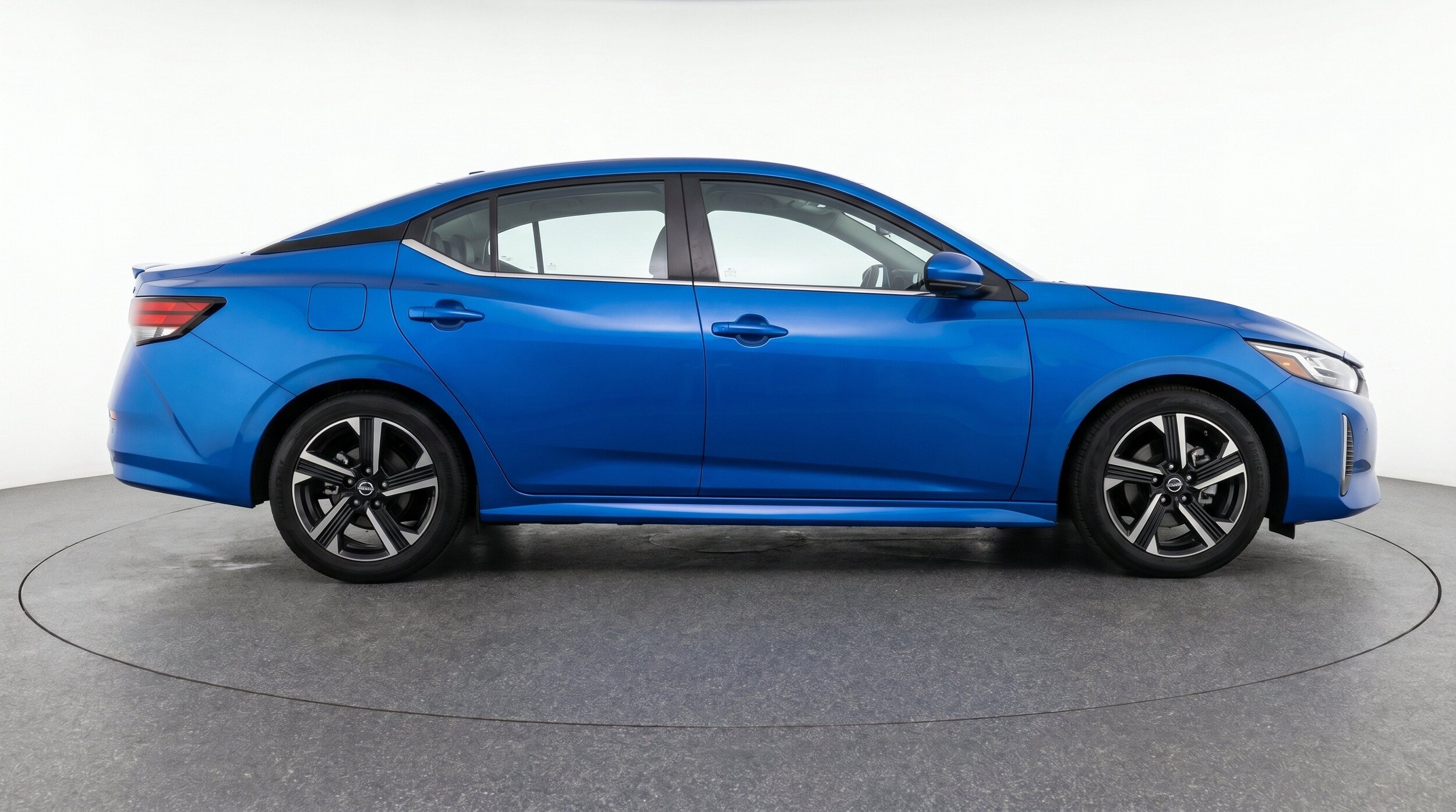 Thumbnail: 2025 Nissan Sentra - 11