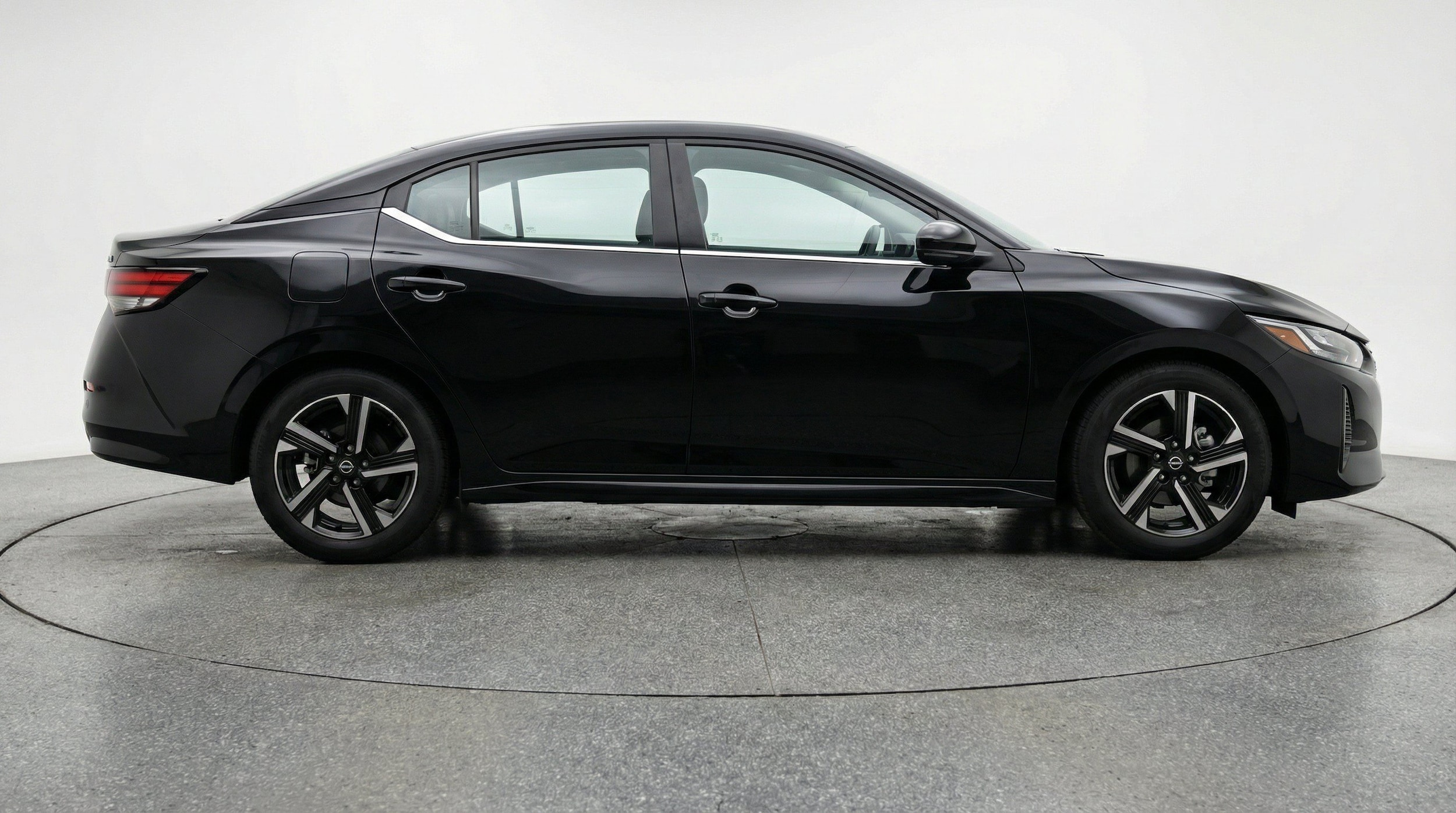 Thumbnail: 2025 Nissan Sentra - 11