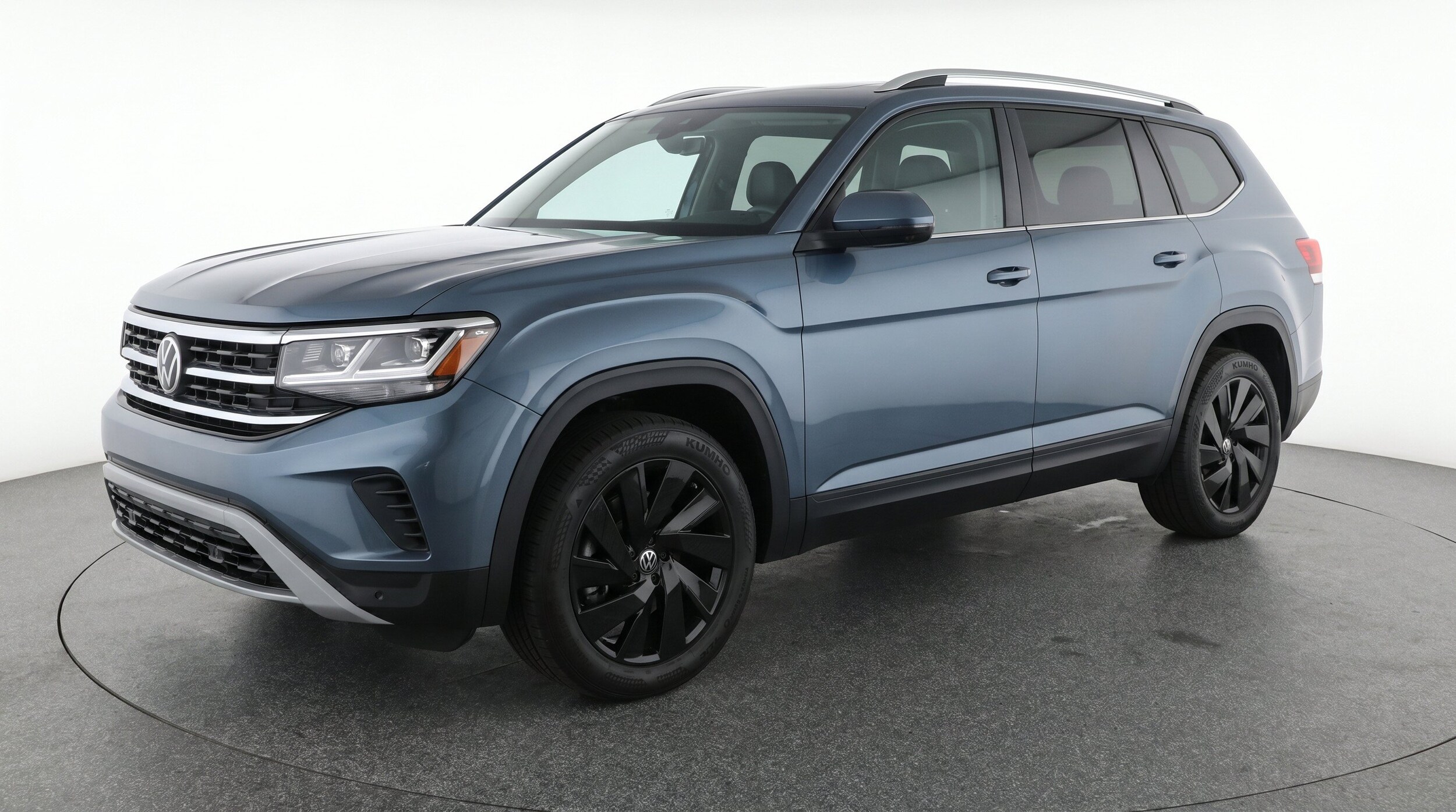 Thumbnail: 2026 Volkswagen Atlas - 3