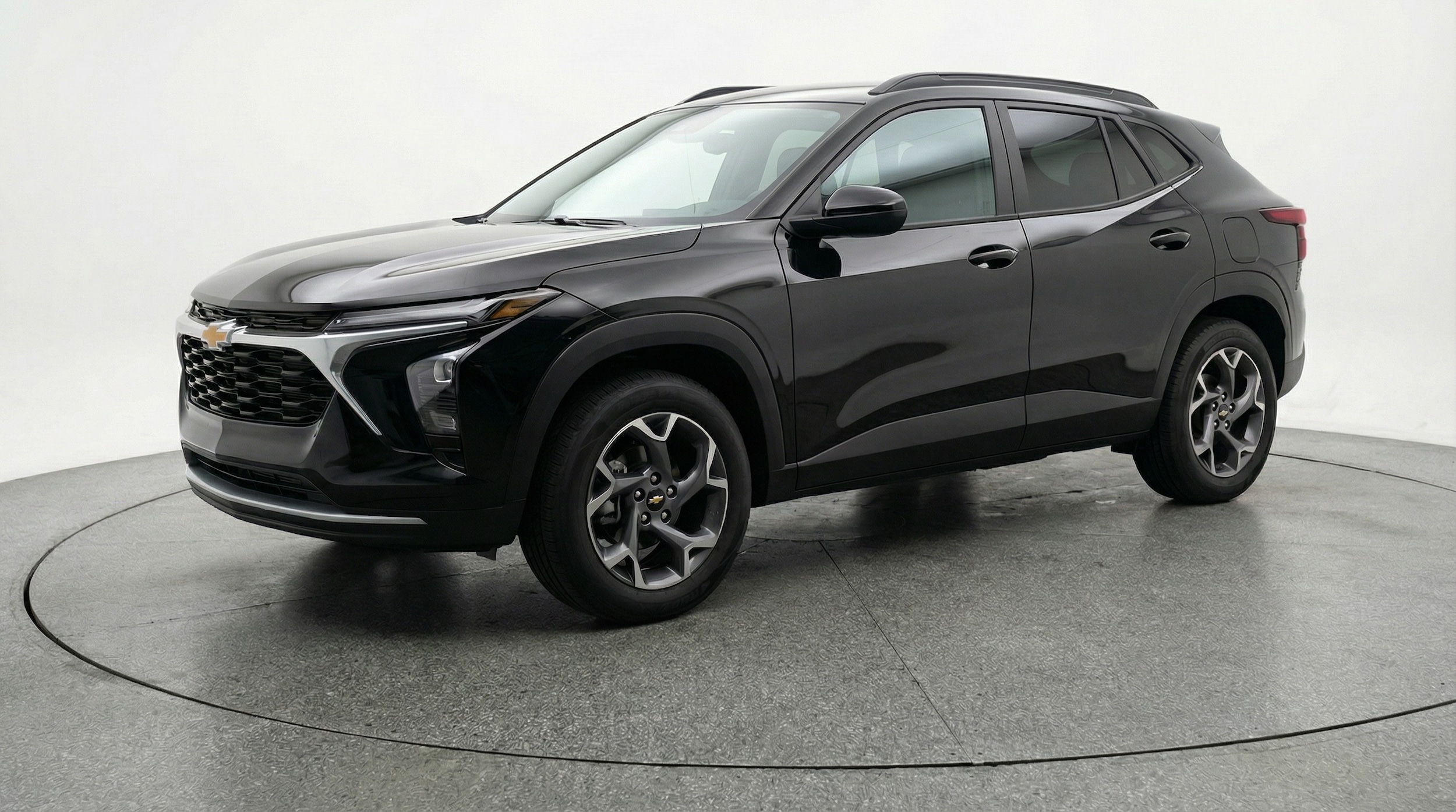 Thumbnail: 2025 Chevrolet Trax - 3