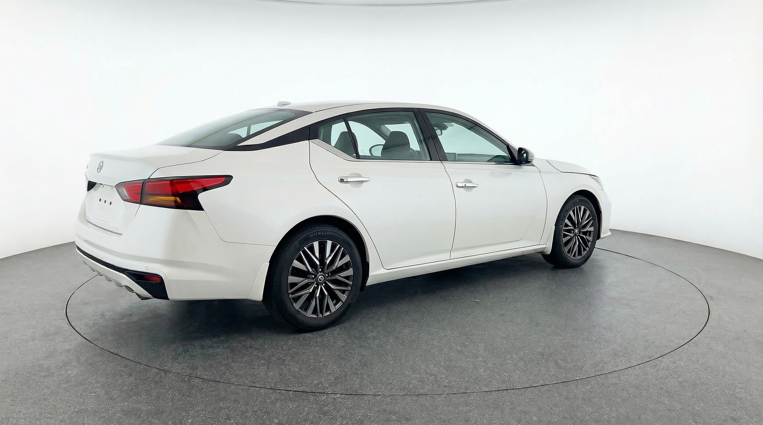 Thumbnail: 2025 Nissan Altima - 7