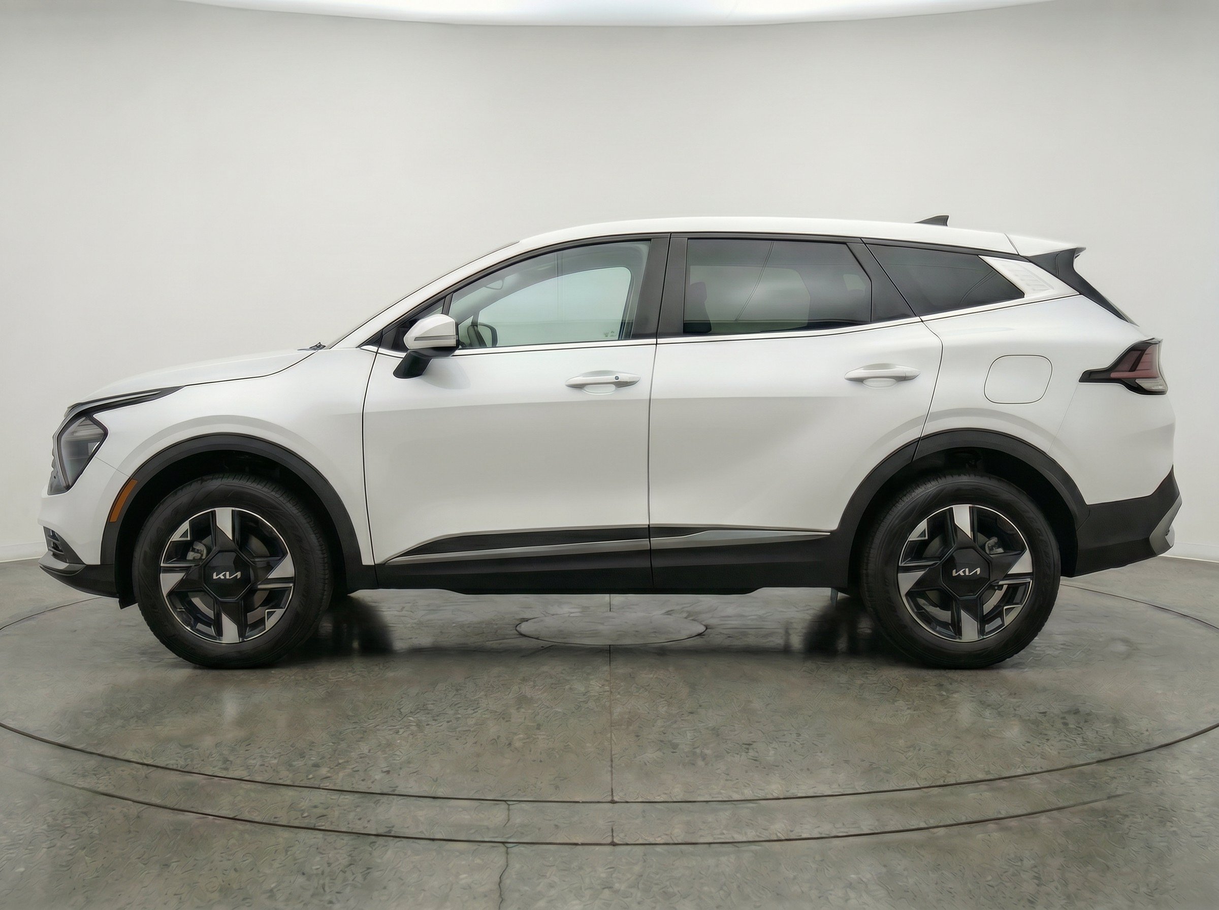 Thumbnail: 2026 Kia Sportage - 5
