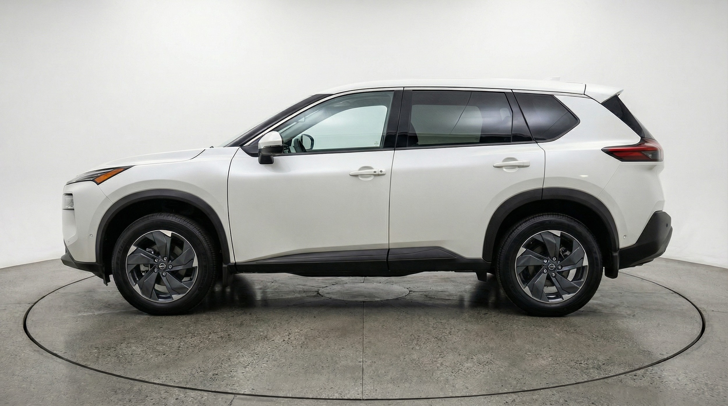 Thumbnail: 2025 Nissan Rogue - 4