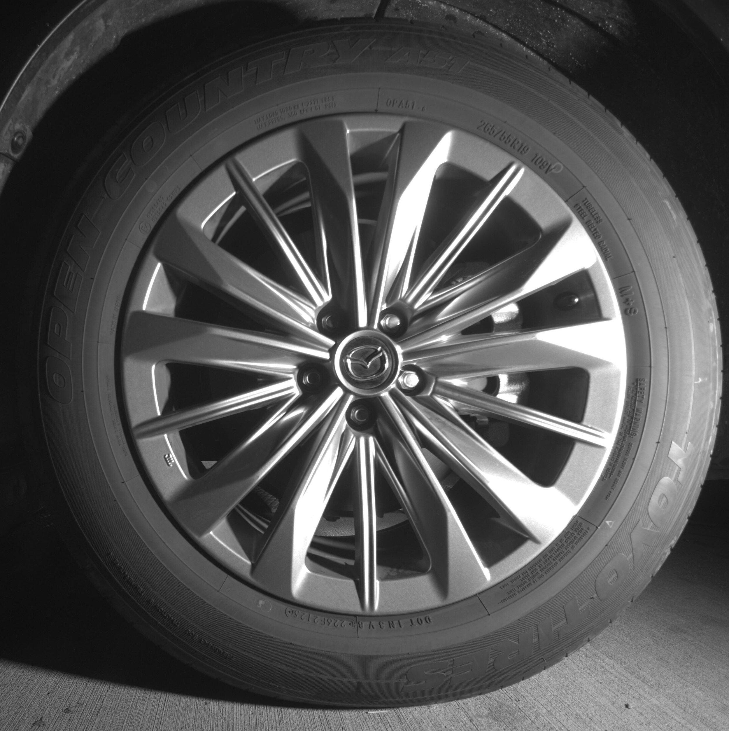 Thumbnail: 2025 Mazda CX-90 - 9