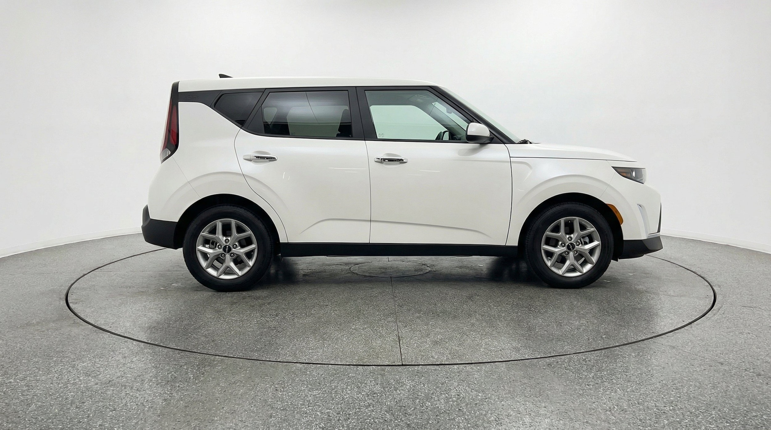 Thumbnail: 2025 Kia Soul - 11