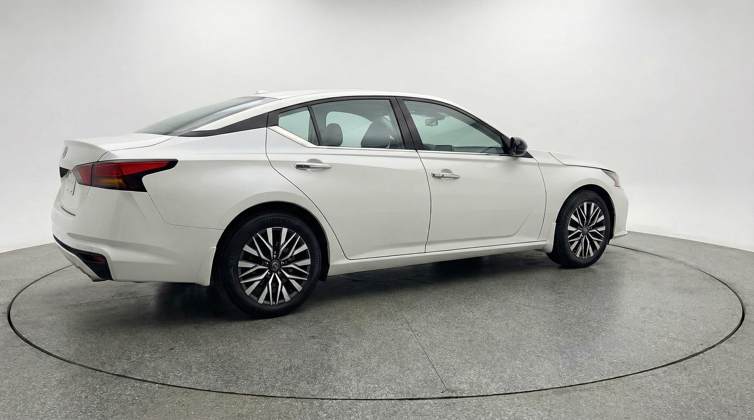 Thumbnail: 2025 Nissan Altima - 7