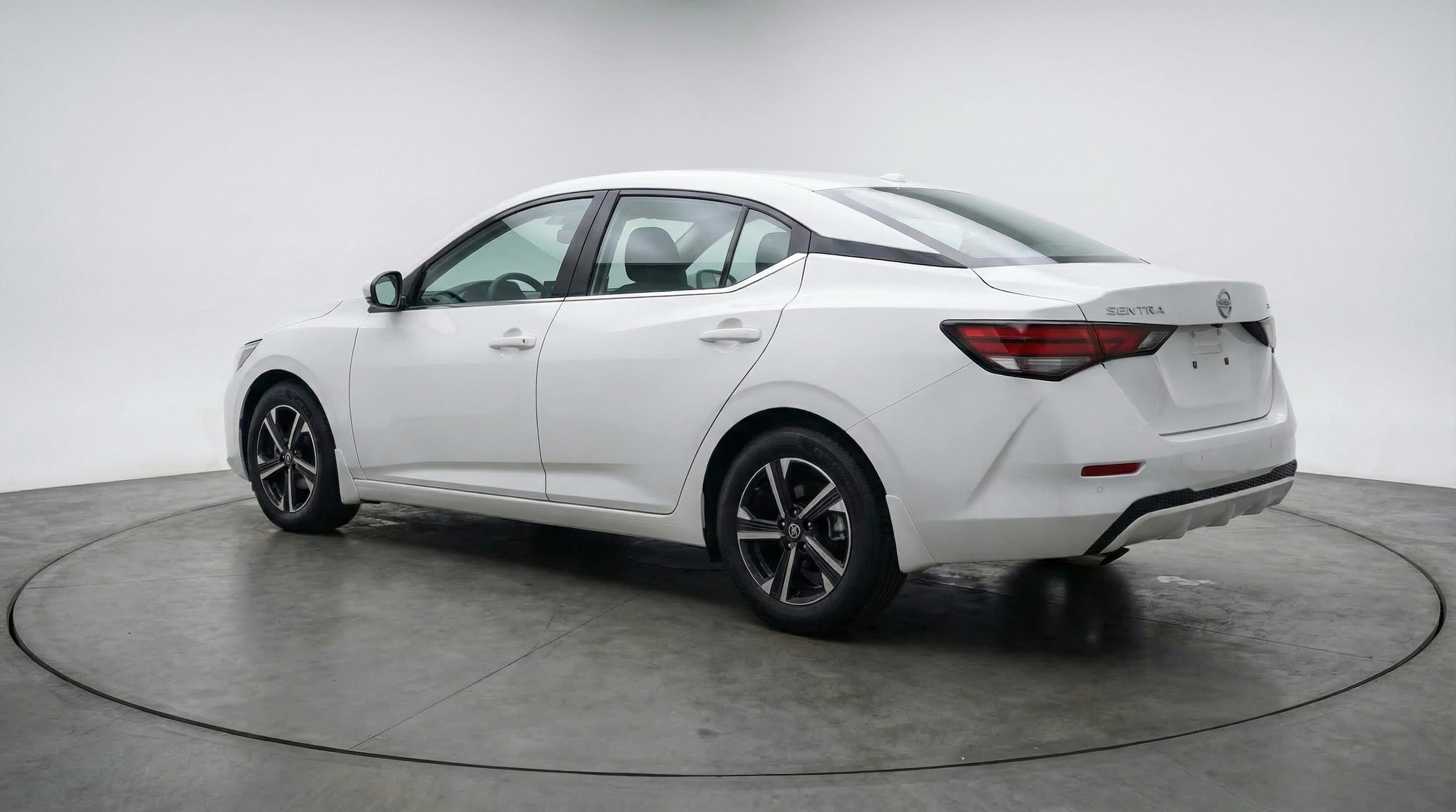 Thumbnail: 2025 Nissan Sentra - 5