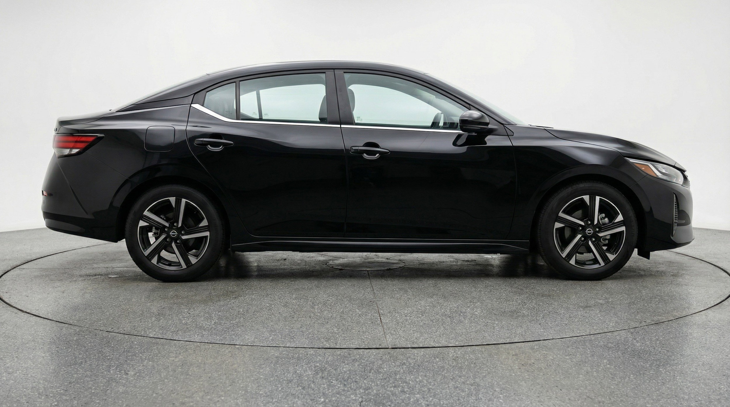 Thumbnail: 2025 Nissan Sentra - 11