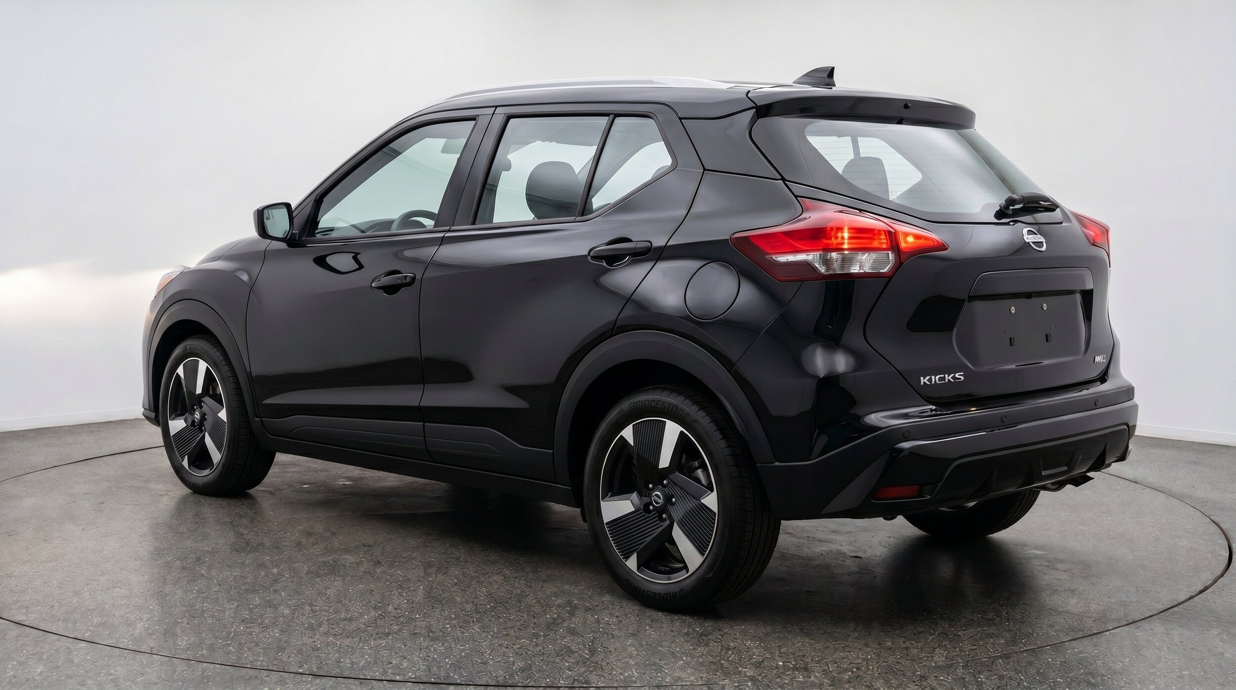 Thumbnail: 2026 Nissan Kicks - 6
