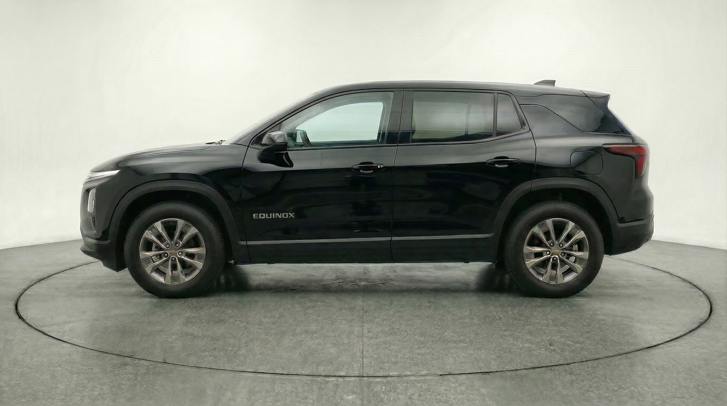 Thumbnail: 2025 Chevrolet Equinox - 4